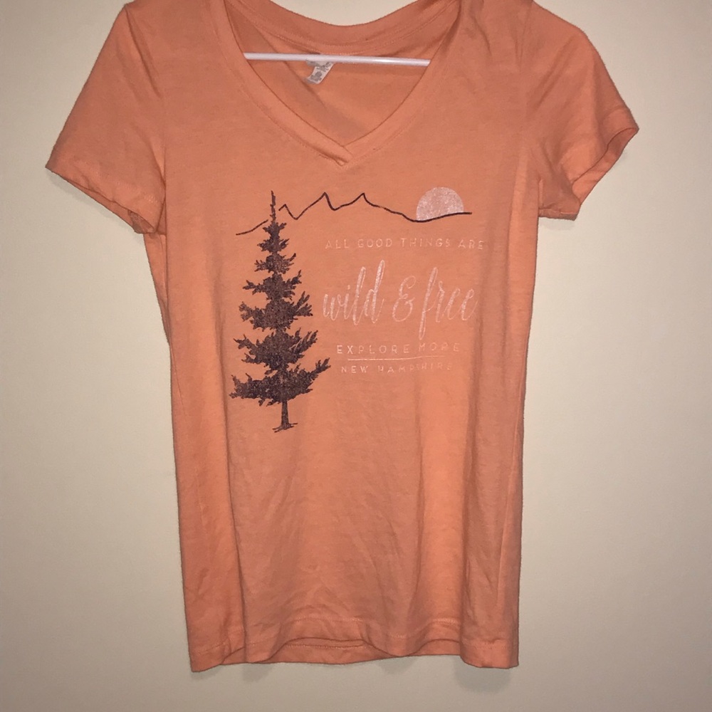 Short sleeve light pink shirt